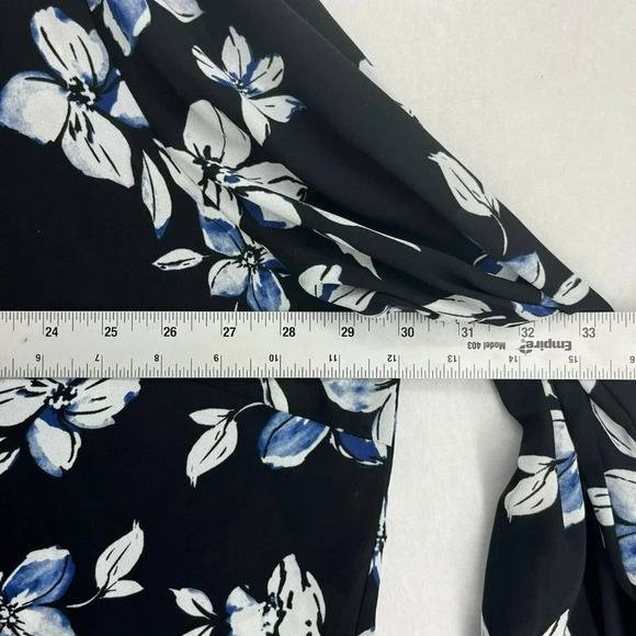 NYDJ Women's Button Up Blouse 2X Black Blue Floral Striped Neck Tie Cuffed Flowy - Picture 3 of 12